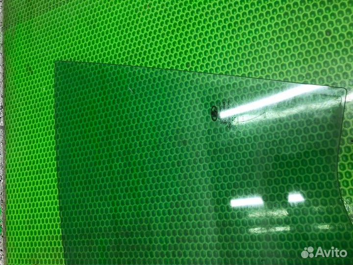 Стекло двери переднее левое LADA Xray хэтчбек