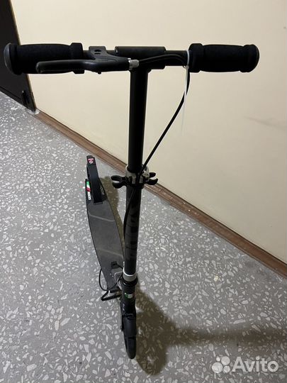 Самокат Городской Roces 200 Disc черный