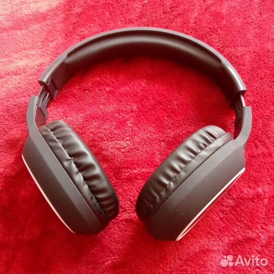 Беспроводные наушники