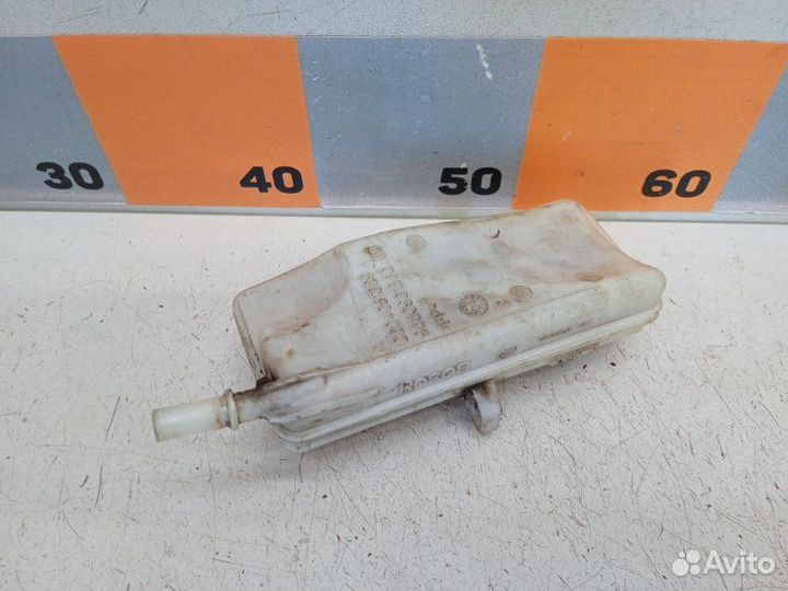 Бачок главного тормозного цилиндра Peugeot 308 4A