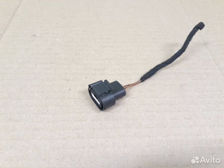 Разъем VAG audi A8 D2 4D0971977