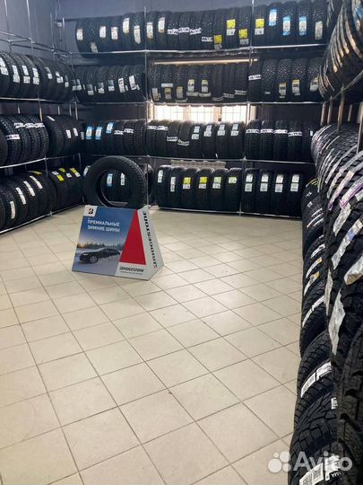 Goodyear EfficientGrip Performance 225/40 R18 92W