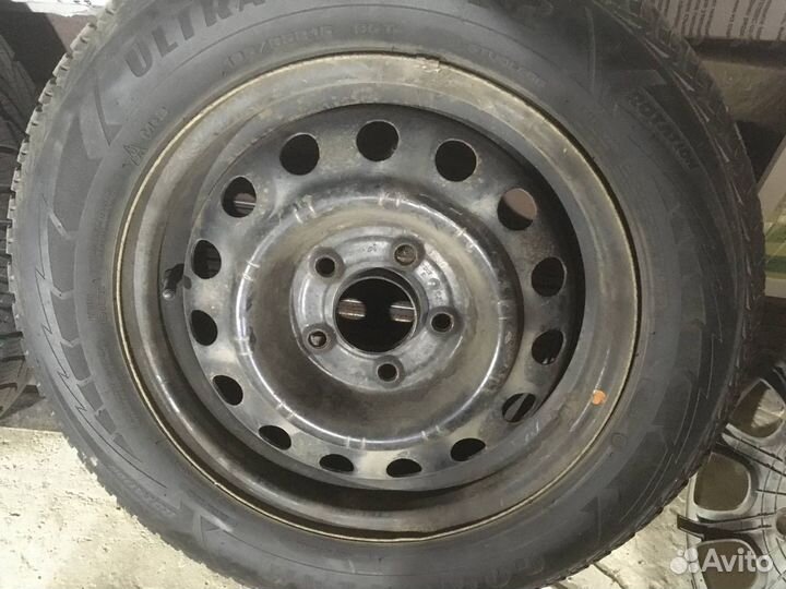 Goodyear UltraGrip Ice 2 195/65 R15 95T