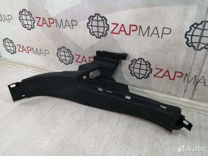 Накладка стойки задняя правая Audi Q8 4M8 2018-Нв