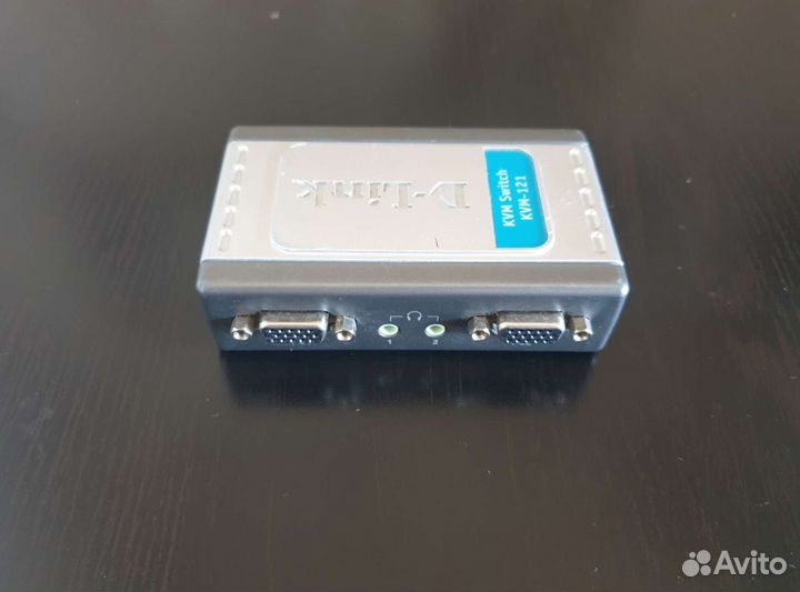 KVM переключатель D-Link KVM-121