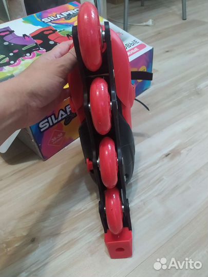 Роликовые коньки