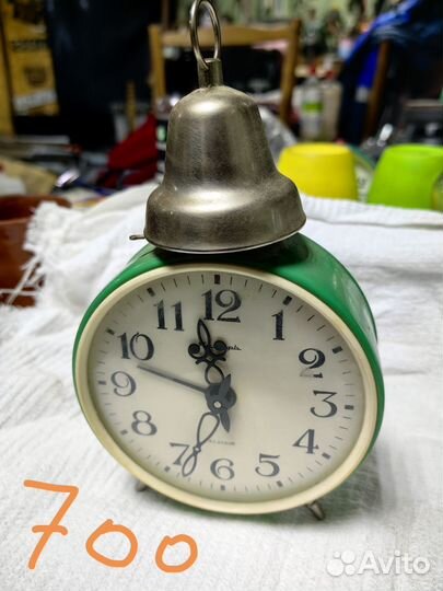 Часы будильник СССР