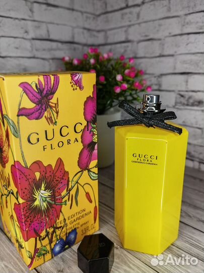 Женские духи Gucci Flora