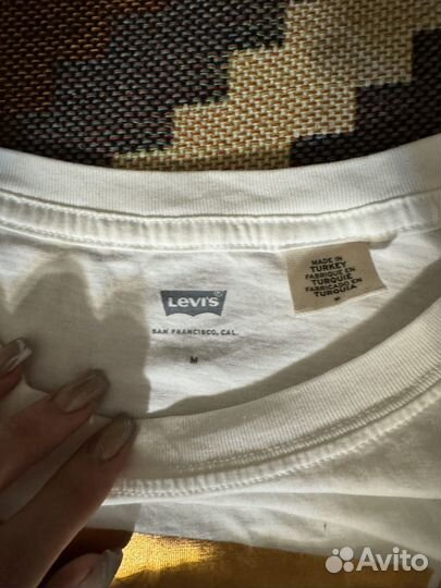 Футболки levis новые