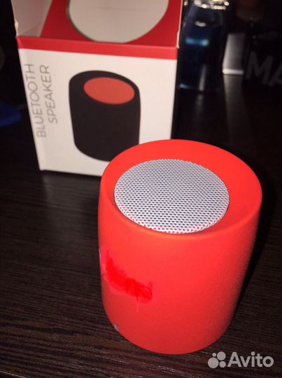 Колонка беспроводная.В коробке. И