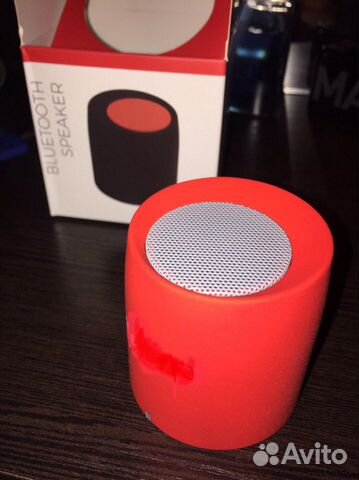 Колонка беспроводная.В коробке. И