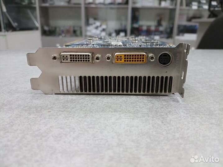 Видеокарта Nvidia GeForce 9600GT 512MB asus silent