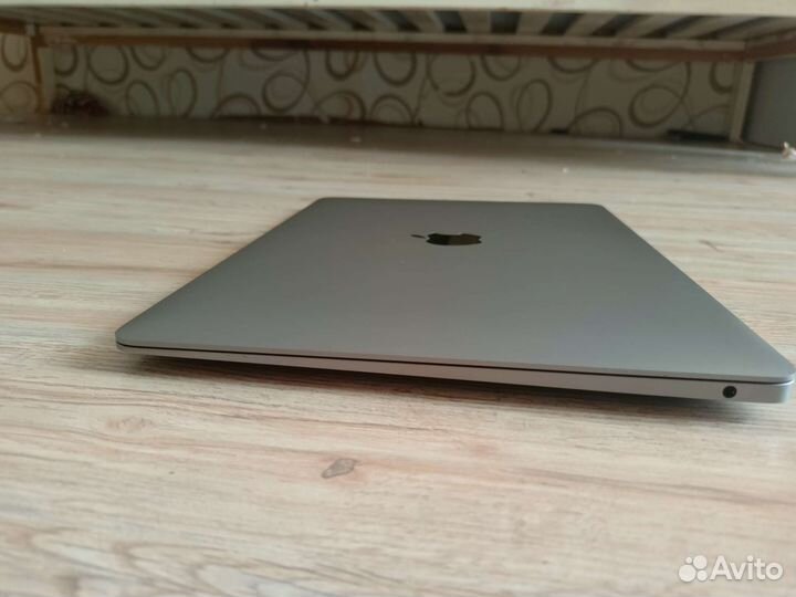 Macbook air M1 8gb 512gb