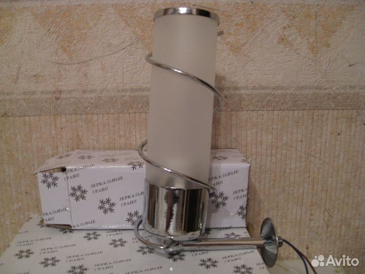 Подсветка для зеркала новые 2 шт. в комплекте