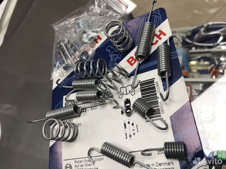 Пружинки задних колодок Chevrolet Lacetti