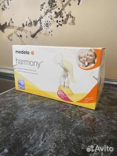 Молокоотсос medela ручной