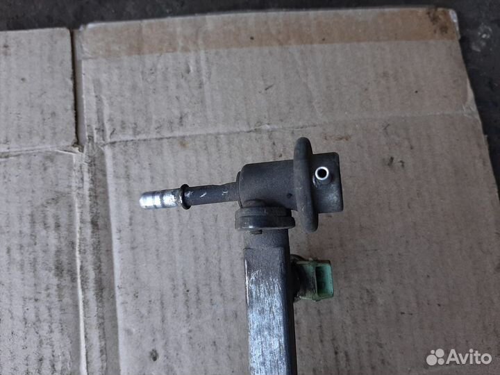 Рампа с форсунками Chevrolet Lanos, Daewoo Nexia