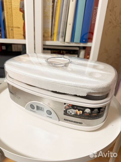 Йогуртница Redmond RYM M5401