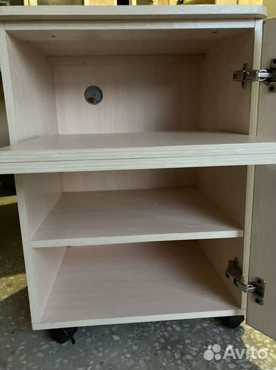 Письменный стол