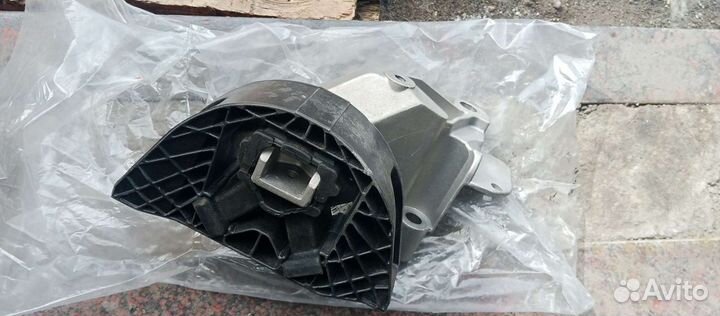 Опора двигателя