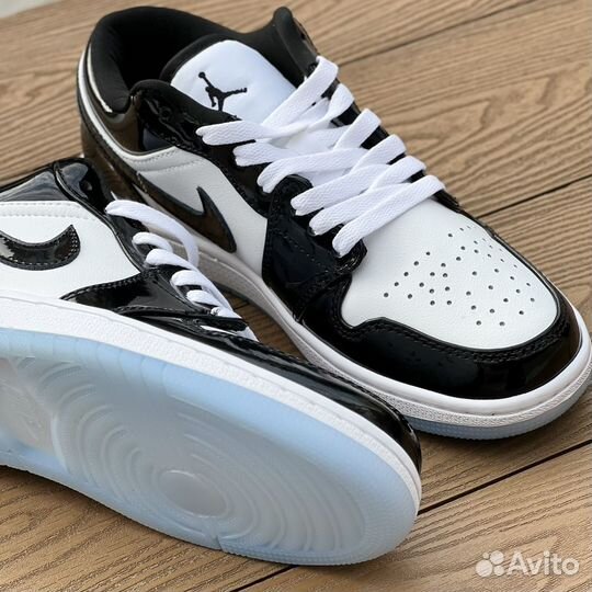 Кроссовки Nike Air Jordan 1 low se concord