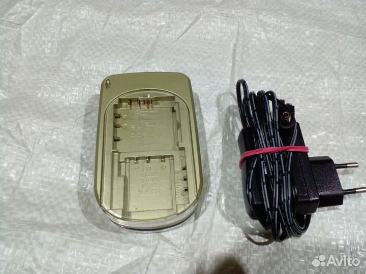 Универсальная зарядка AcmePower CH-P1615/NIK