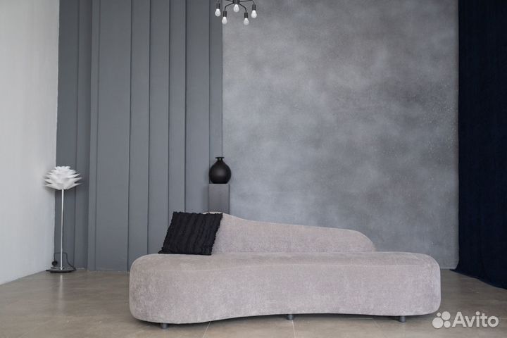 Диван интерьерный