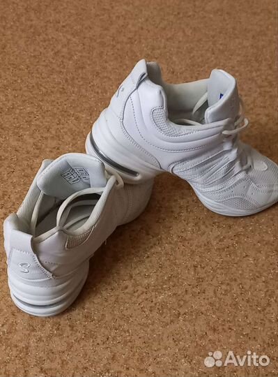 Обувь (кроссовки) для танцев. Джазовики