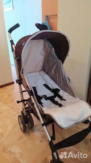 Прогулочная коляска трость chicco