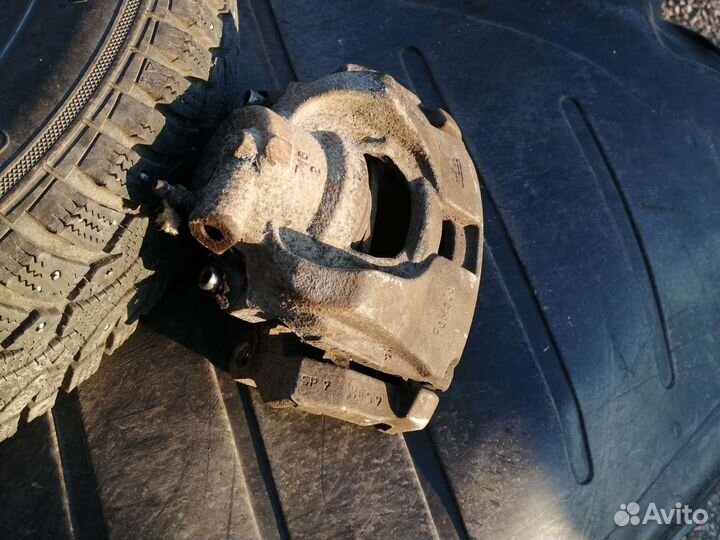 Суппорт тормозной Ford Mondeo 4