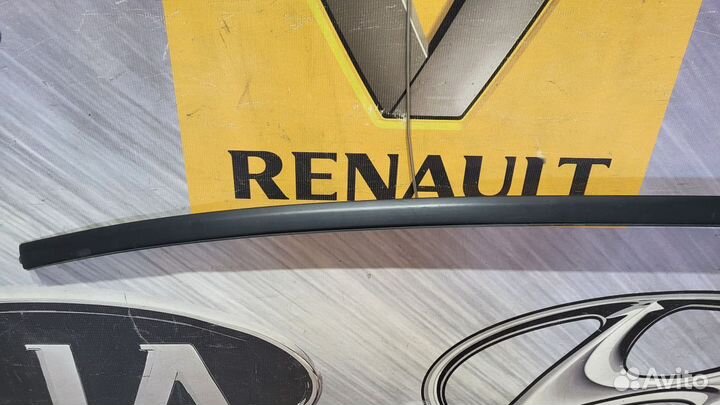 Молдинг на крышу Накладка крыши Renault megane 3 Л