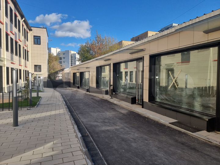 Здание со стрит ритейлом на Бауманской, 1467 м²