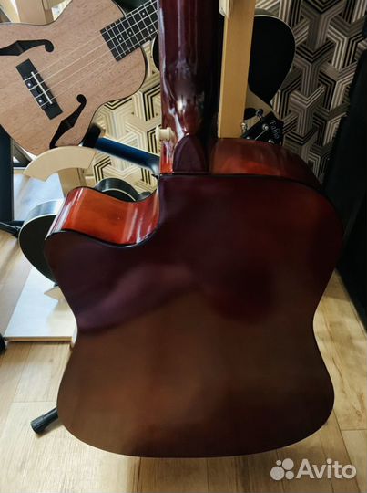 Акустическая Гитара + Тюнер