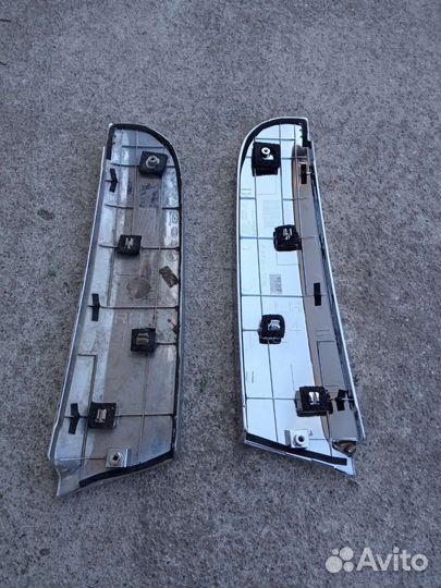 KIA Sportage 3 накладка задней двери