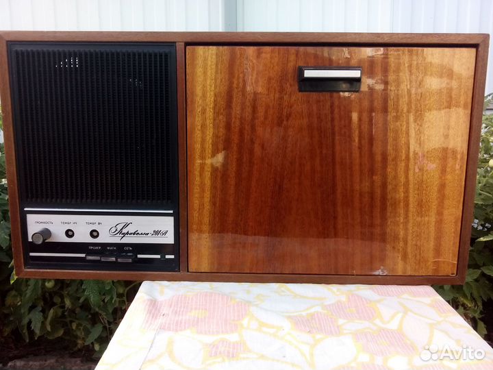 Проигрыватель Каравелла 201А