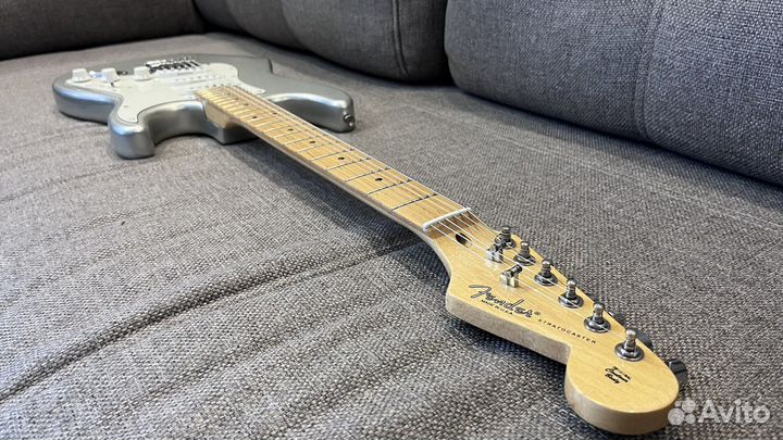 Электрогитара Fender Stratocaster