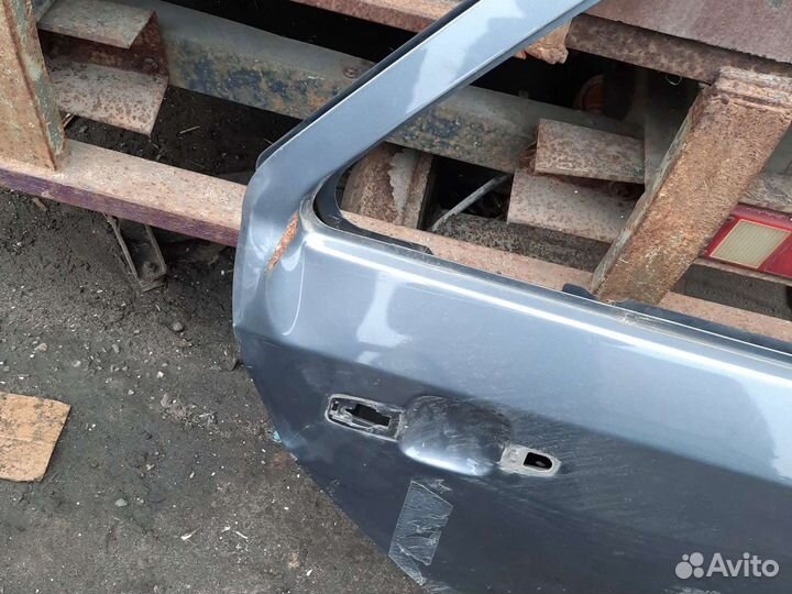 Задняя правая дверь geely gc6