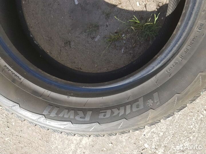 Goodyear UltraGrip 500 255/60 R18