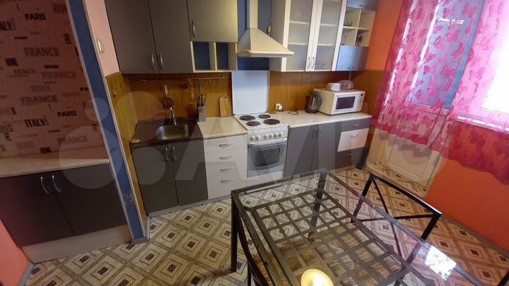 2-к. квартира, 57 м², 9/10 эт.