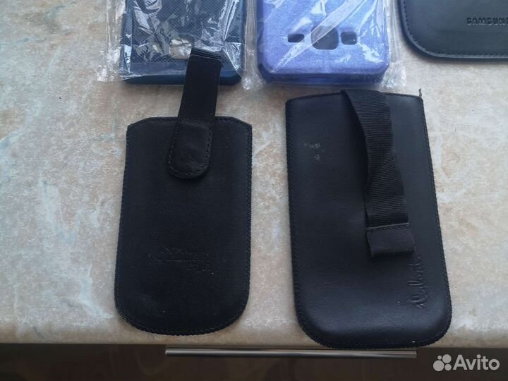 Чехлы на телефон