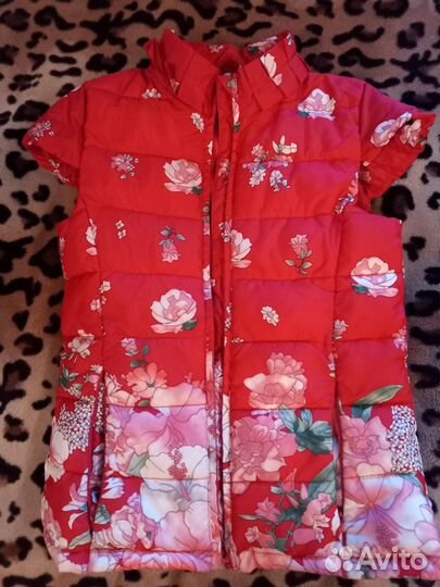 Теплый жилет Futurino для девочки