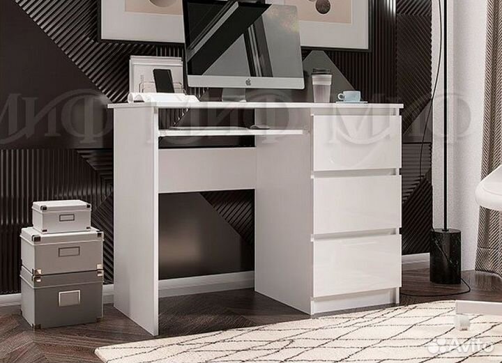 Письменный стол с ящиками, белый