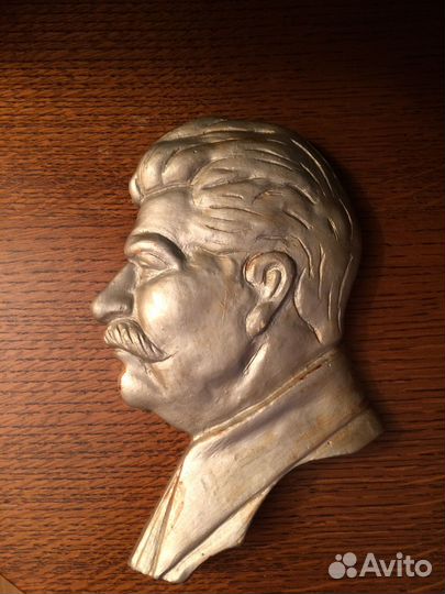 Барельеф Сталин Ленин