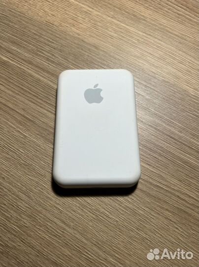 Зарядка для iPhone MagSafe