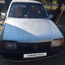 Opel Ascona 1.6 MT, 1982, 38 000 км, с пробегом, цена 110 000 руб.