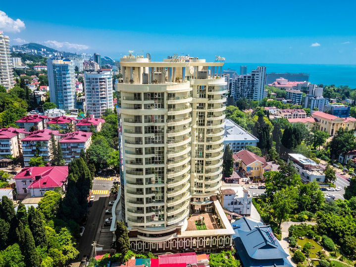 3-к. квартира, 192 м², 10/17 эт.