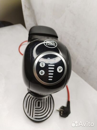 Кофеварка капсульная dolce gusto