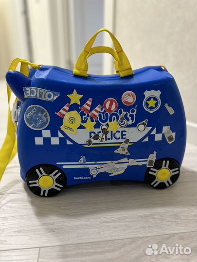 Чемодан на колесах Trunki