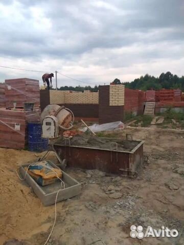 Бригада строителей