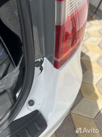 Задний бампер LADA vesta